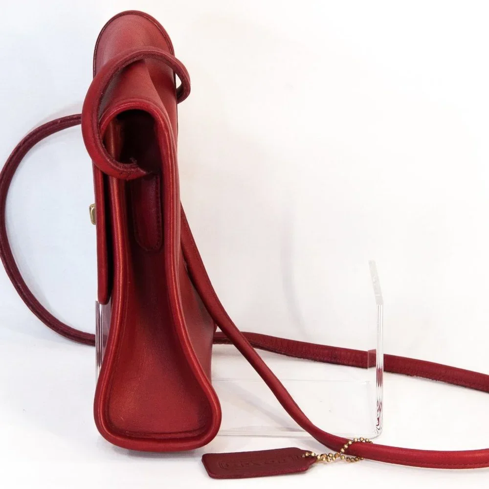 Coach Vintage Red Scooter Swing Pack (L5D 9893) - Picture 5 of 10